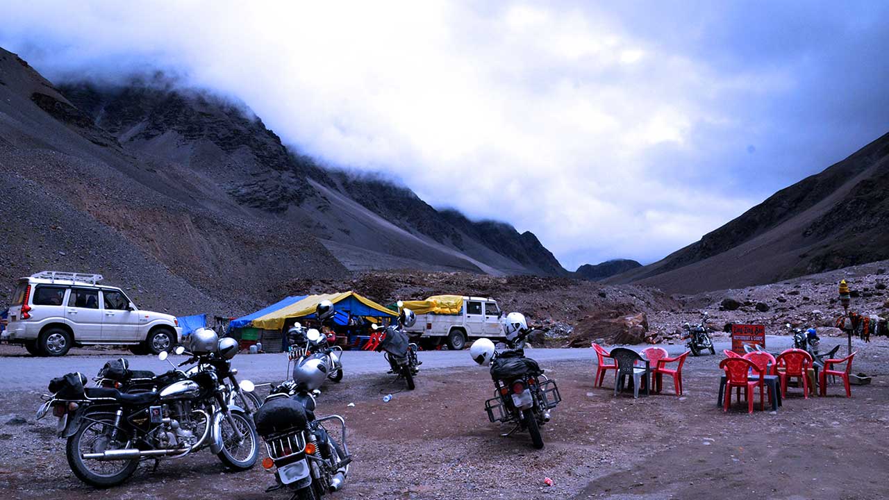 Zingzingbar near Sarchu